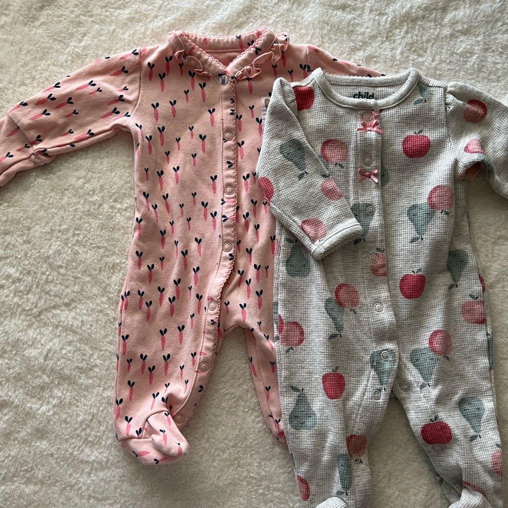 Baby Snap-Up Sleep and Play